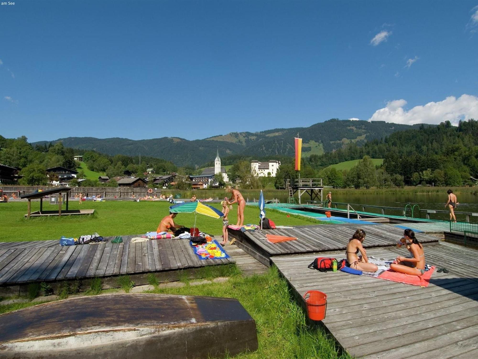 Luxurious Mansion In Goldegg Near Skiing Area 외부 사진